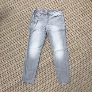 Old Navy Jeans - Old Navy Midrise Rockstar Jean leggings Old Navy Jeans - Old Navy Midrise Rockstar Jean leggings